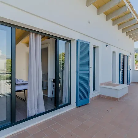 Villa Fantastic